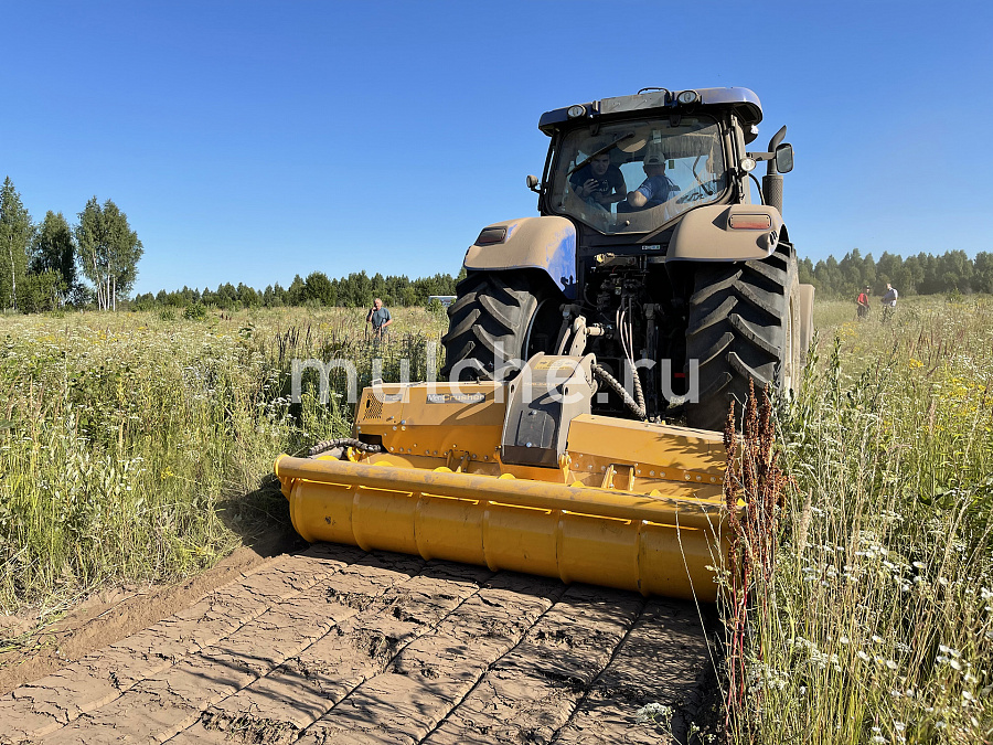 New Holland c ротоватором Mericrusher MJS-241STG